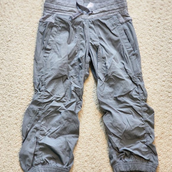 Ivivva cropped studio pants - Picture 2 of 5